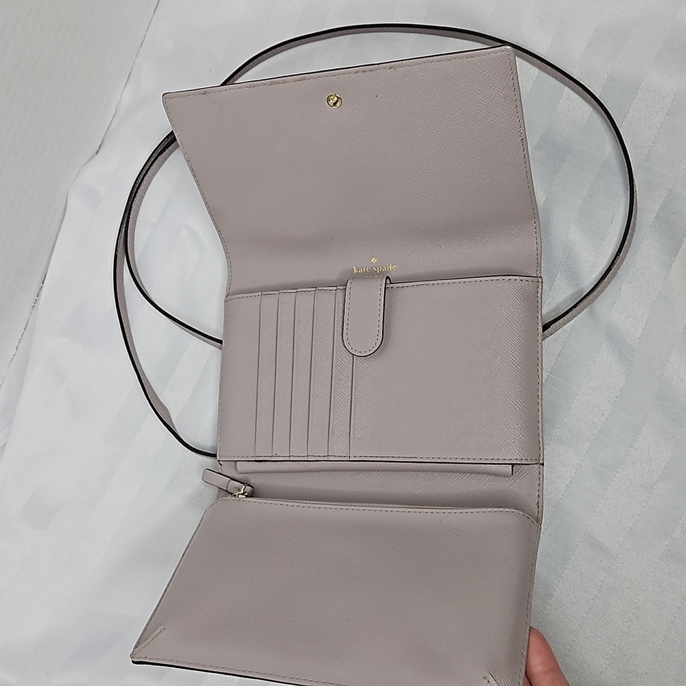 Kate Spade Rabbit Winni -Hop TO It Crossbody Bag in Taupe. - Picture 4 of 10